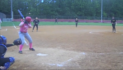 Varsity Softballs Defeats Lee