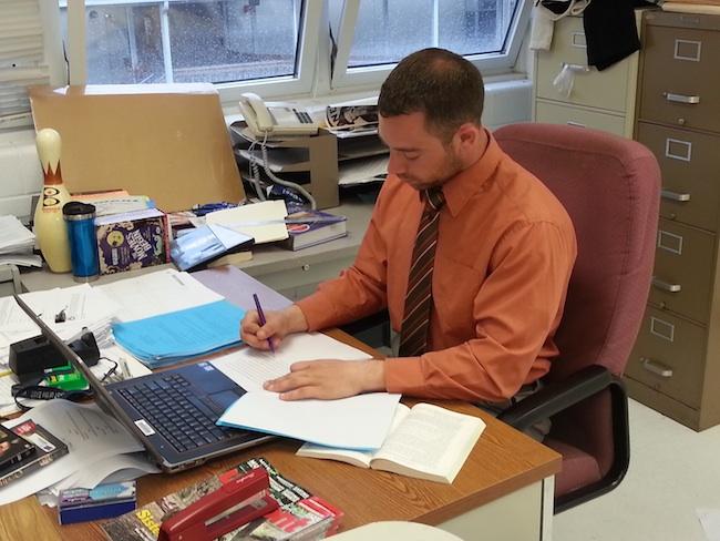 English teacher Brian Aldenderfer will become the new golf coach for the upcoming fall season.
