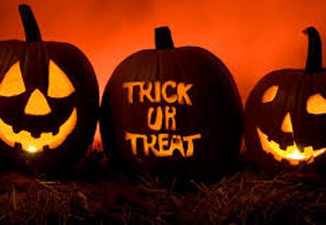 10 things to keep in mind while Trick-or-Treating this weekend