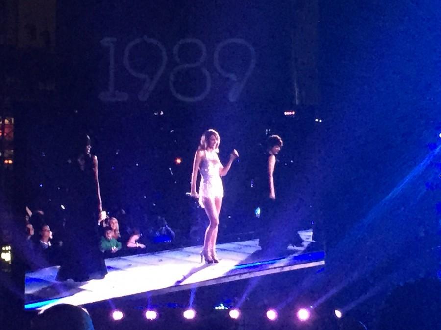 Taylor Swift performing at Nationals Park. 