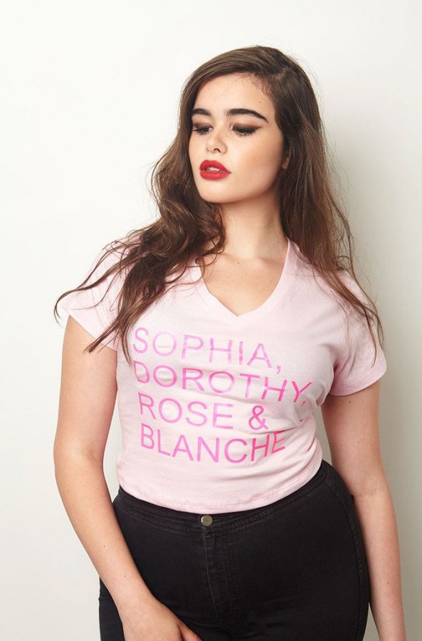 Plus size model Barbara Ferreira models for clothing.