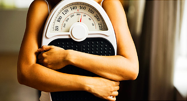 There are downsides to wanting to lose weight, including the possibility of going overboard and harming your body.