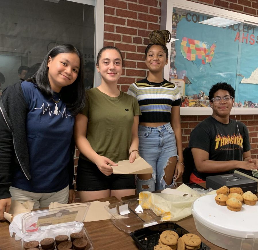 Orchestra hosts their first bake sale of the year